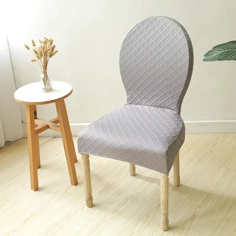 Housse de chaise baroque extensible anti griffes gris clair