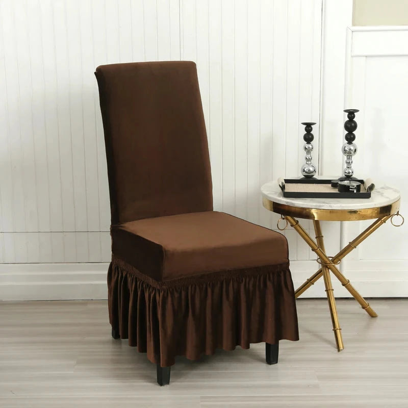 Housse de chaise avec jupe velours café